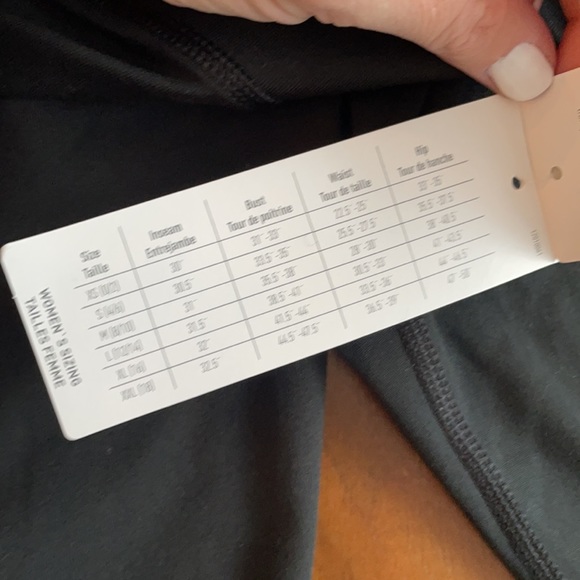 NWT Adidas Leggings size Small - Picture 8 of 8